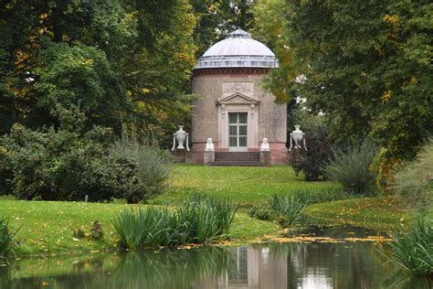  Die Fushi-Tempel: Eine Oase der Ruhe und kulturelle Schätze!